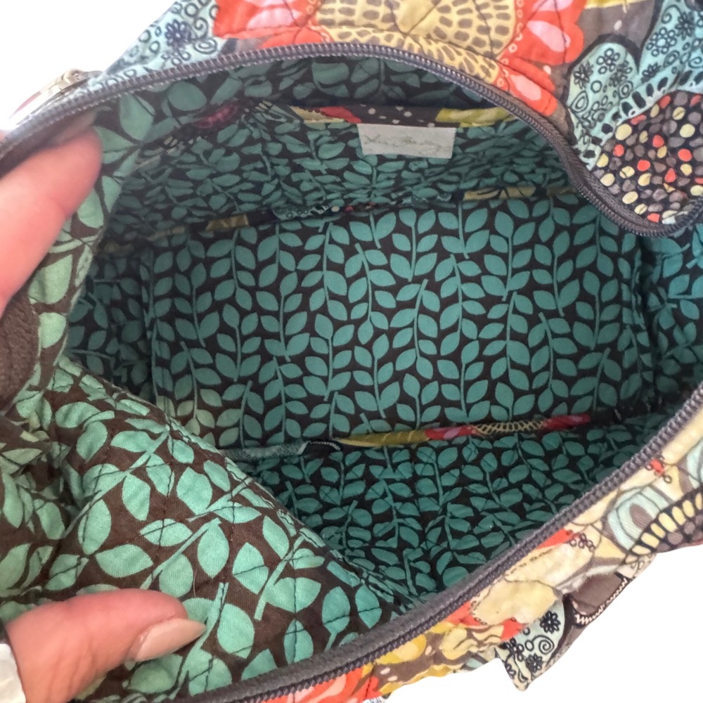 Vera Bradley Cargo Sling Crossbody Bag Cupcakes Green Retired Quilted Floral - Picture 2 of 16